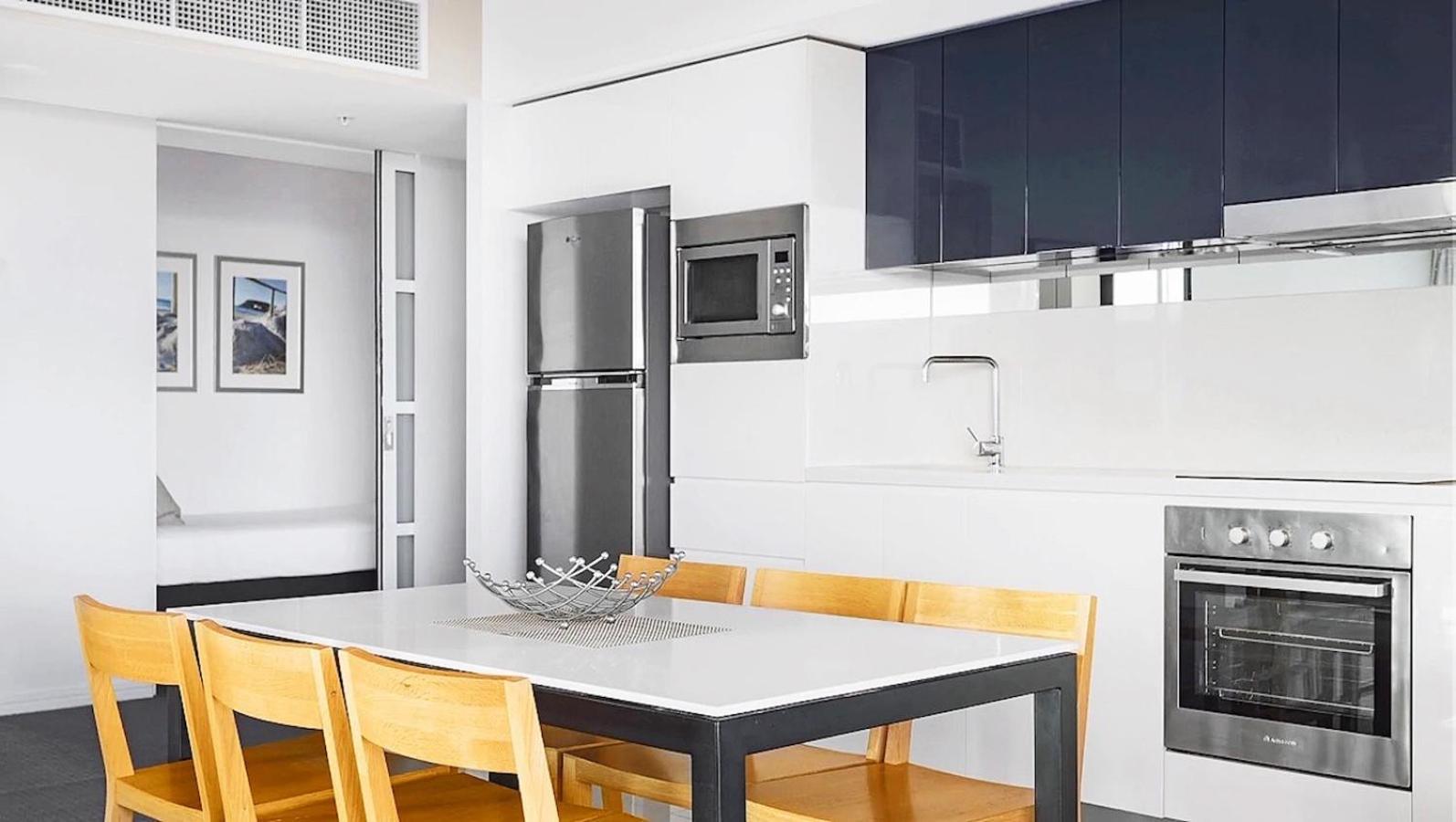 H Luxury Residence Apartments - Holiday Paradise Голд-Кост Номер фото