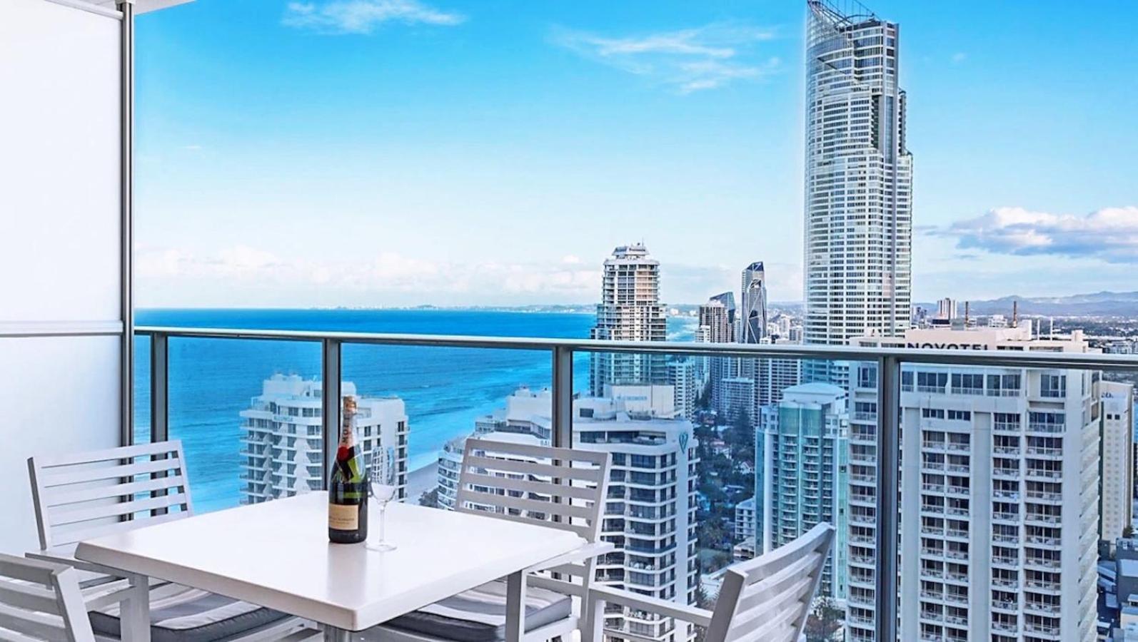 H Luxury Residence Apartments - Holiday Paradise Голд-Кост Номер фото