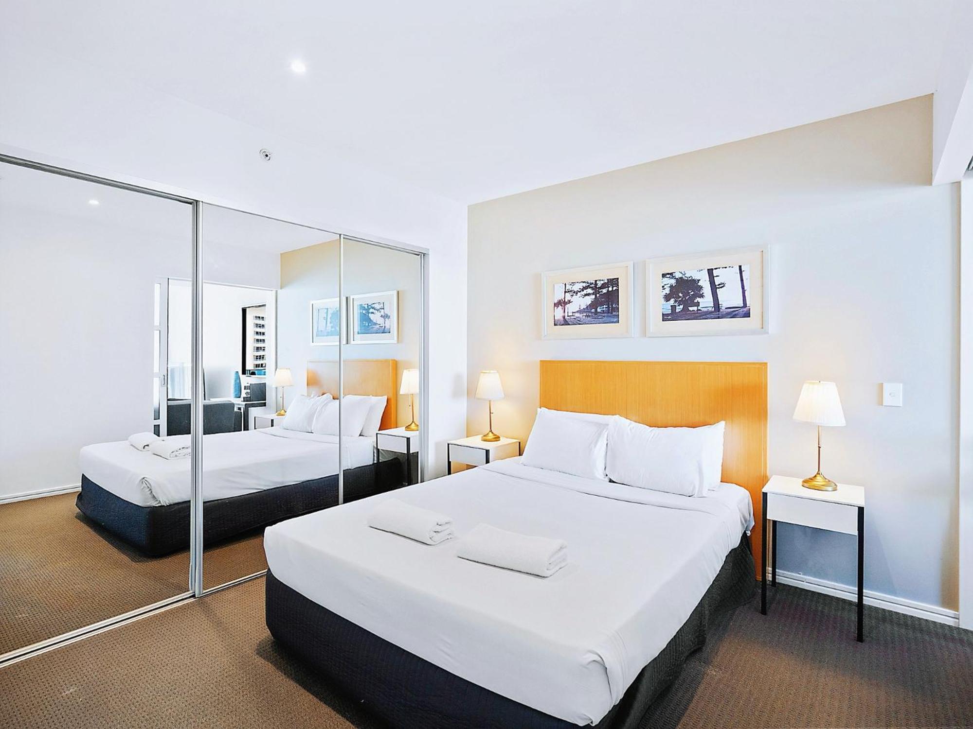H Luxury Residence Apartments - Holiday Paradise Голд-Кост Номер фото
